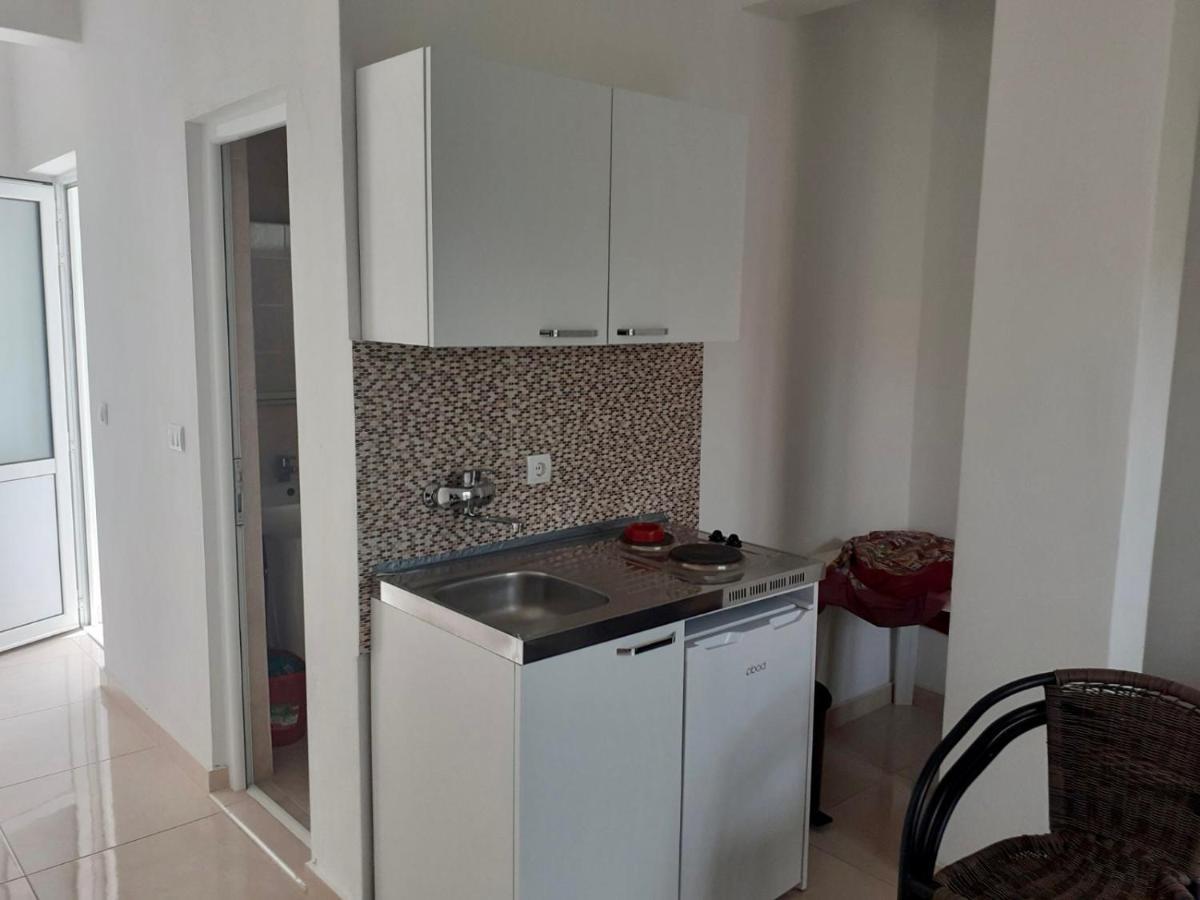 Mar Nero Apartments Bregvija Exteriér fotografie