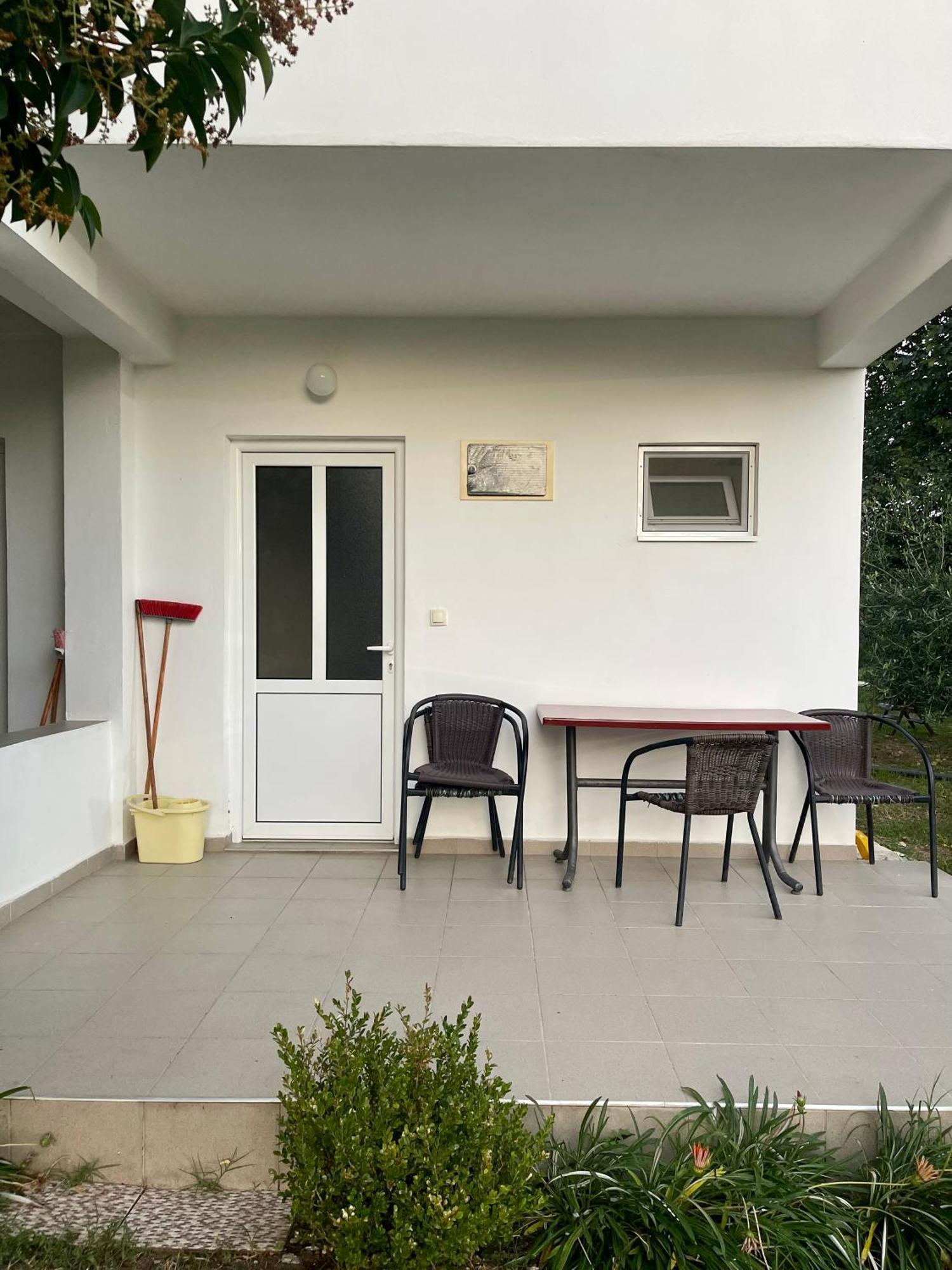 Mar Nero Apartments Bregvija Exteriér fotografie